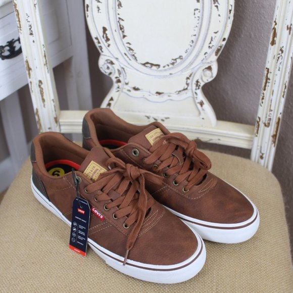 Levi's Other - Levi's Leather Style Shoes NWT